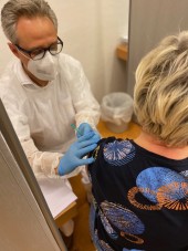Impfstart für Mitarbeiter:innen in KLINIKEN BEELITZ